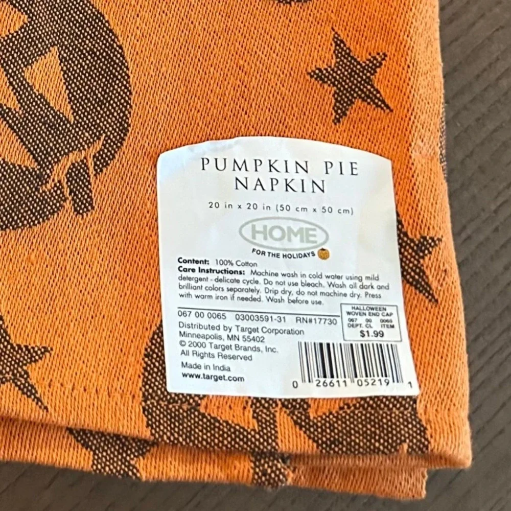 New Target Home Halloween Pumpkin Pie Napkins Set of 2 Orange Jack-O-Lantern 20